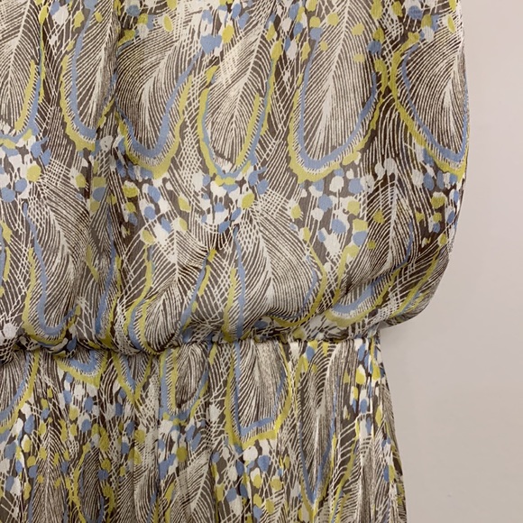 Beautiful barely worn halter dress - Picture 2 of 2